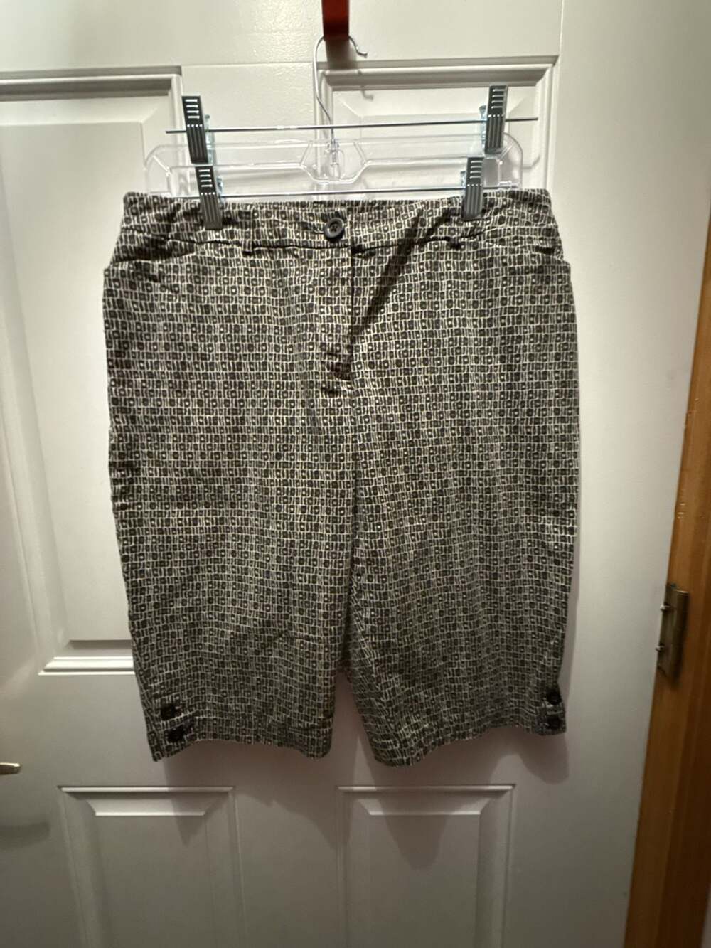 Briggs New York Petite Women's Geometric Print Chino Shorts Size 12P